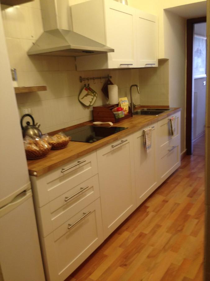 Il Giglio Rosso Apartment Наполи Екстериор снимка